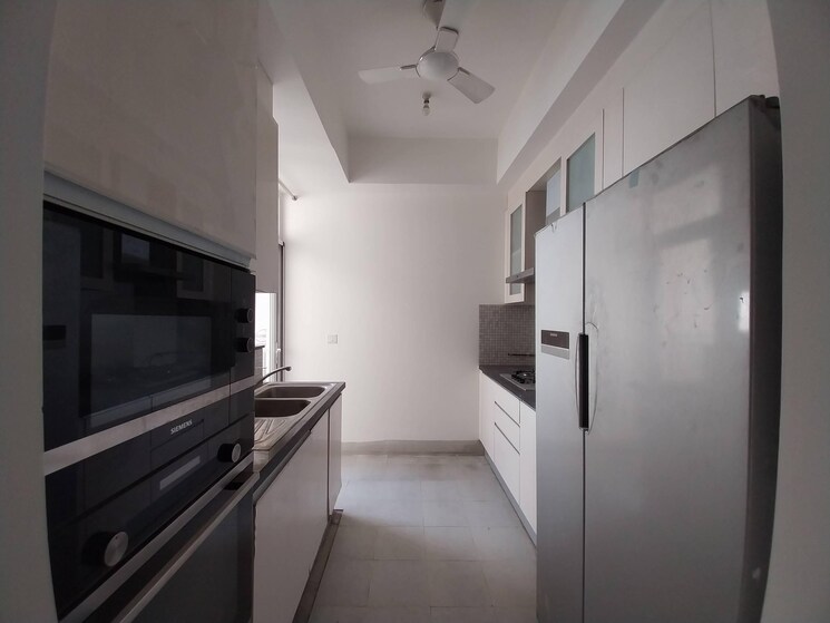 Kitchen, dlf-the-ultima 3 Bedroom 2100 Sq.Ft. Apartment In Sector 81 Gurgaon 9578314