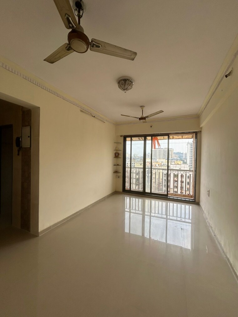 Room, cosmos-jewels 3 Bedroom 980 Sq.Ft. Apartment In Ghodbunder Road Thane 9578389