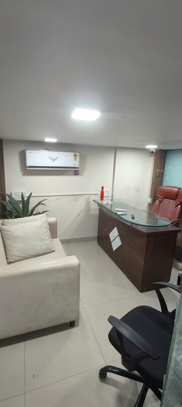 Team Area in  Office Space at Kohinoor City Phase I, Kurla – for Rent