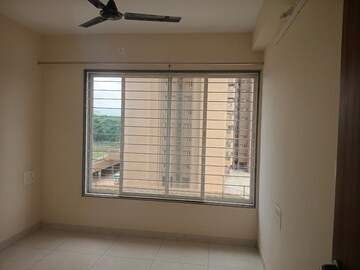 Room in 2 BHK Apartment at Anand Nagar – for Rent