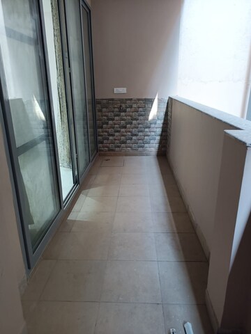 Balcony in 2 BHK Builder Floor at Vaishali Sector 4 – for Rent