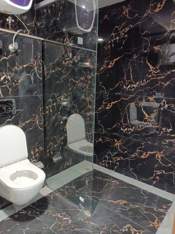 Bathroom in 2 BHK Builder Floor at Vaishali Sector 4 – for Rent