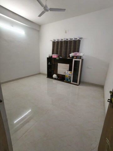 Room in 3 BHK Independent House at Kachana – for Rent