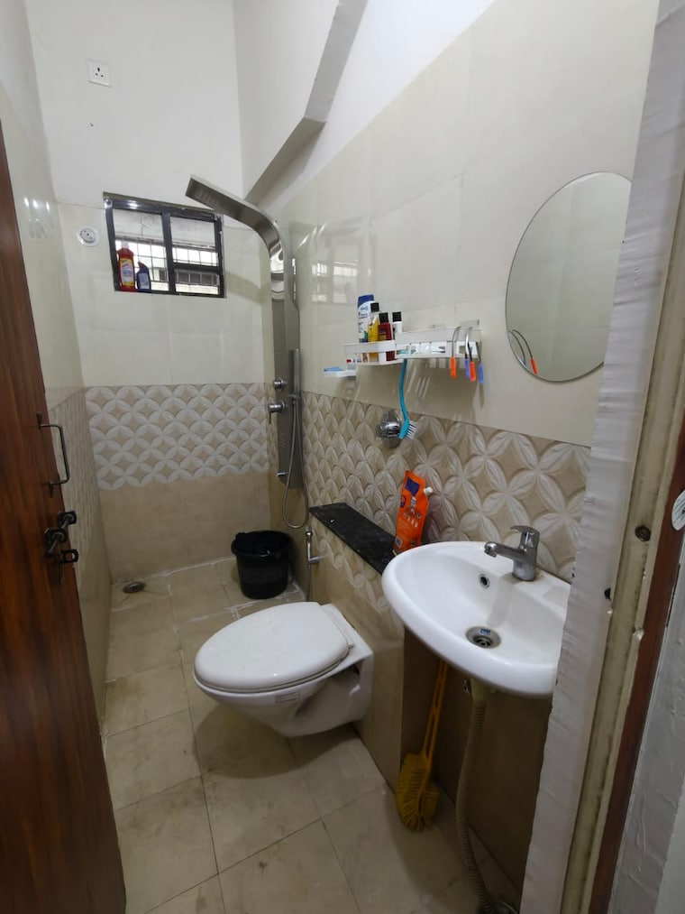 Bathroom, kachana 3 Bedroom 2000 Sq.Ft. Independent House In Kachana Raipur 9578421