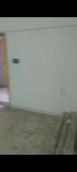 Room in 1 BHK Apartment at Kurla East – for Sale