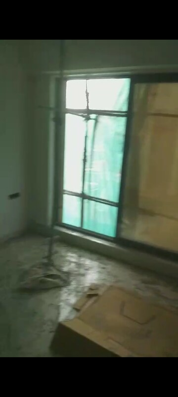 Room in 1 BHK Apartment at Kurla East – for Sale