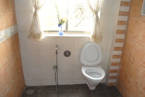 Bathroom in 3 BHK Villa at Prathamesh Park Baner, Baner – for Rent