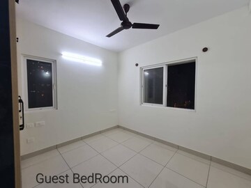 Room in 2 BHK Apartment at Prestige Finsbury Park Hyde, Bagaluru – for Rent