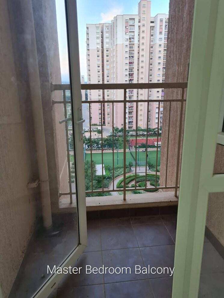 Balcony, prestige-finsbury-park-hyde 2 Bedroom 999 Sq.Ft. Apartment In Bagaluru Bangalore 9578430