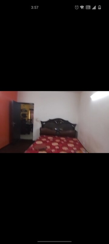 Bedroom in 3 BHK Builder Floor at BPTP Park 81, Sector 81 – for Rent