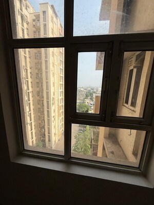 Room in 2 BHK Apartment at Shree Vardhman Mantra, Sector 67 – for Rent