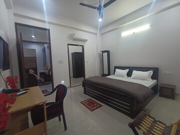 Living Room in 2 BHK Independent House at Gomti Nagar – for Rent