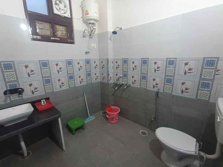 Team Area, gomti nagar 2 Bedroom 1350 Sq.Ft. Independent House In Gomti Nagar Lucknow 9578524