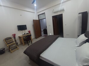 Bedroom in 2 BHK Independent House at Gomti Nagar – for Rent