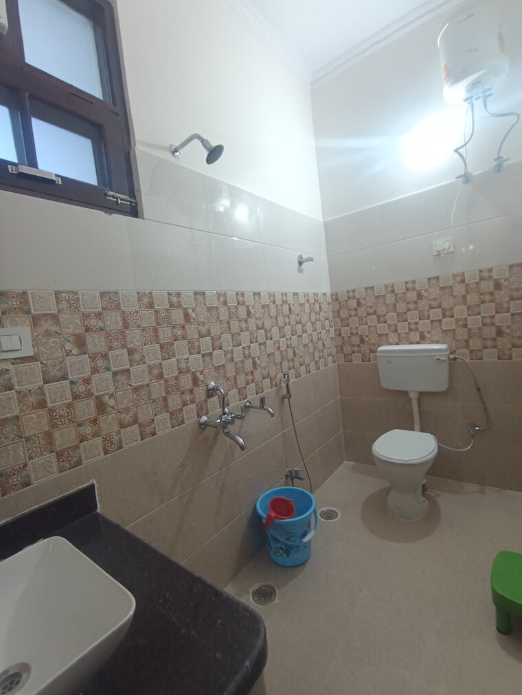 Bathroom, gomti nagar 2 Bedroom 1350 Sq.Ft. Independent House In Gomti Nagar Lucknow 9578524
