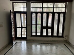 2 BHK Builder Floor For Rent in Sector 23a