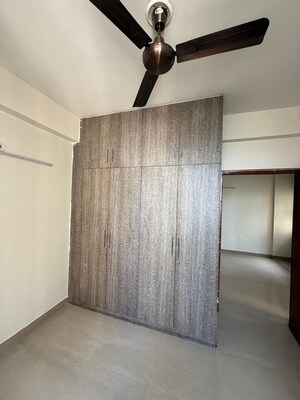 Room in 2 BHK Apartment at Shree Vardhman Mantra, Sector 67 – for Sale
