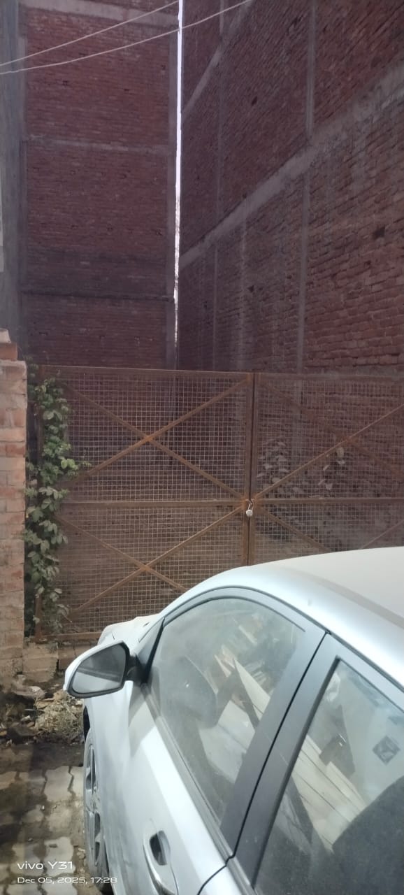 Plot For Sale in Transport Nagar