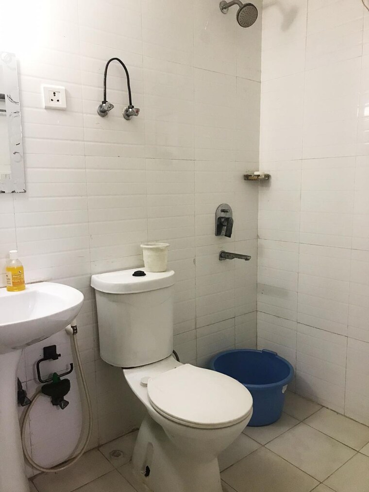 Bathroom, sap-homes 2 Bedroom 1050 Sq.Ft. Builder Floor In Sector 49 Noida 9578585