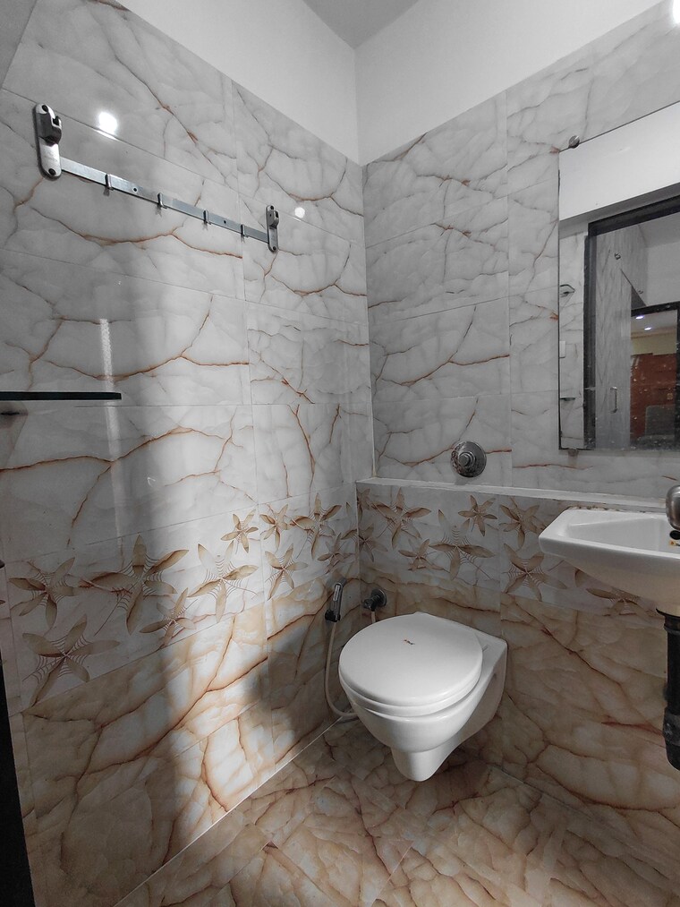 Bathroom, sethia-sea-view 2 Bedroom 538 Sq.Ft. Apartment In Goregaon West Mumbai 9578618
