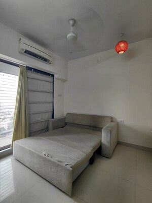 Furnished Amenities in 2 BHK Apartment at Sethia Sea View, Goregaon West – for Rent