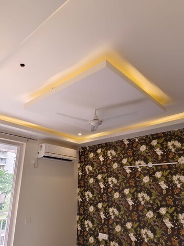 Furnished Amenities in 4 BHK Apartment at Sector 47 – for Rent