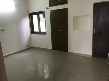 3 BHK Builder Floor For Rent in Sarita Vihar