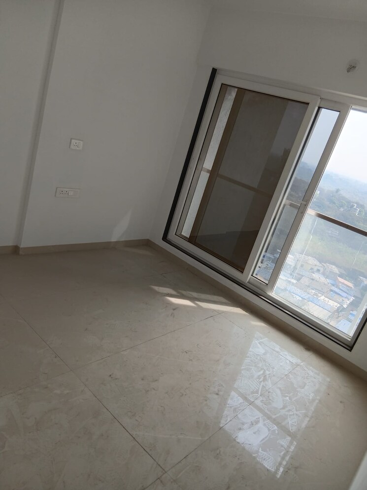 Room, ghatkopar east 3 Bedroom 1083 Sq.Ft. Apartment In Ghatkopar East Mumbai 9578628