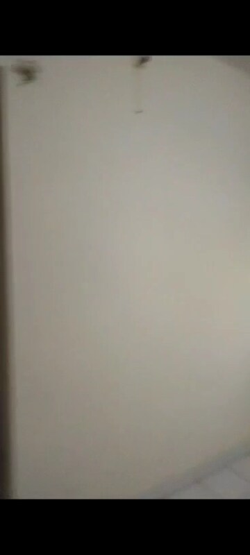 Room in 1 RK Apartment at Geeta Nagar CHS, Mira Road – for Sale