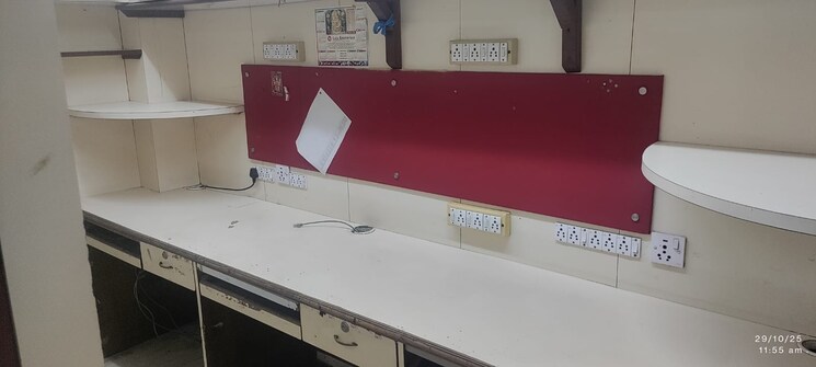 Team Area, mistry-industrial-complex Commercial Office Space 702 Sq.Ft. In Andheri East Mumbai 9578660