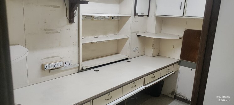 Team Area, mistry-industrial-complex Commercial Office Space 702 Sq.Ft. In Andheri East Mumbai 9578660