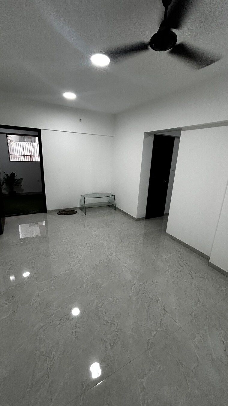 Room, jankalyan nagar 2 Bedroom 591 Sq.Ft. Apartment In Jankalyan Nagar Mumbai 9578674