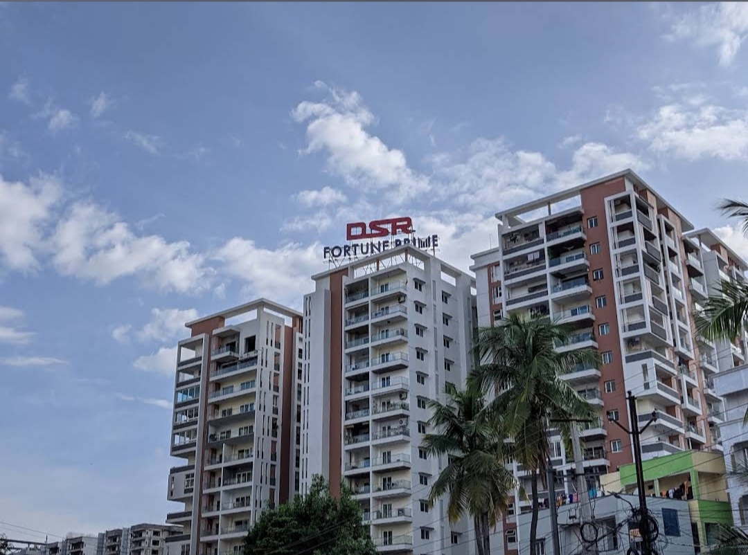 4 BHK + Servant Room 3190 Sq.Ft. Apartment in DSR Fortune Prime