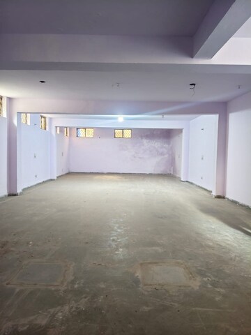 Room in  Warehouse at Sector 63 – for Rent