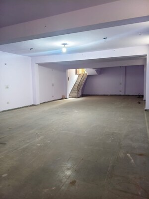 Room in  Warehouse at Sector 63 – for Rent