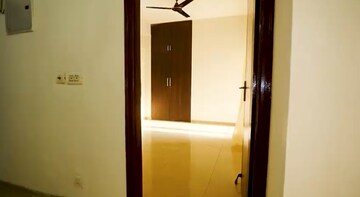 Room in 2 BHK Apartment at Ajnara Homes, Sector 16b Greater Noida – for Sale
