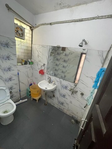 Master Bedroom in 2 BHK Builder Floor at Sector 22b – for Rent