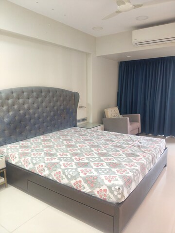 Bedroom in 3 BHK Apartment at K Raheja Raheja Classique, Andheri West – for Rent