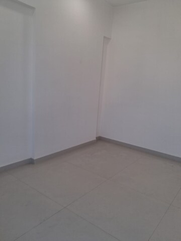 Room in 1 BHK Apartment at Rakesh CHS Kandivali, Kandivali West – for Sale