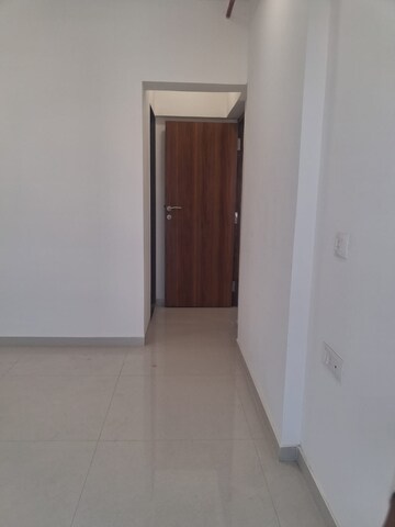 Room in 1 BHK Apartment at Rakesh CHS Kandivali, Kandivali West – for Sale