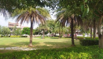  Plot – Garden View at DLF Hyde Park, South Mullanpur - for Sale