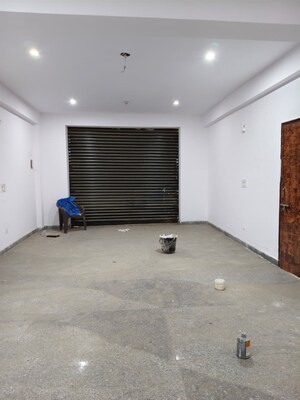  Warehouse For Rent in Sector 63