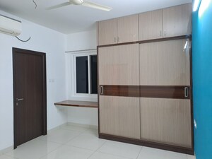 Room in 3 BHK Apartment at Aparna Sarovar Zicon, Nallagandla – for Rent