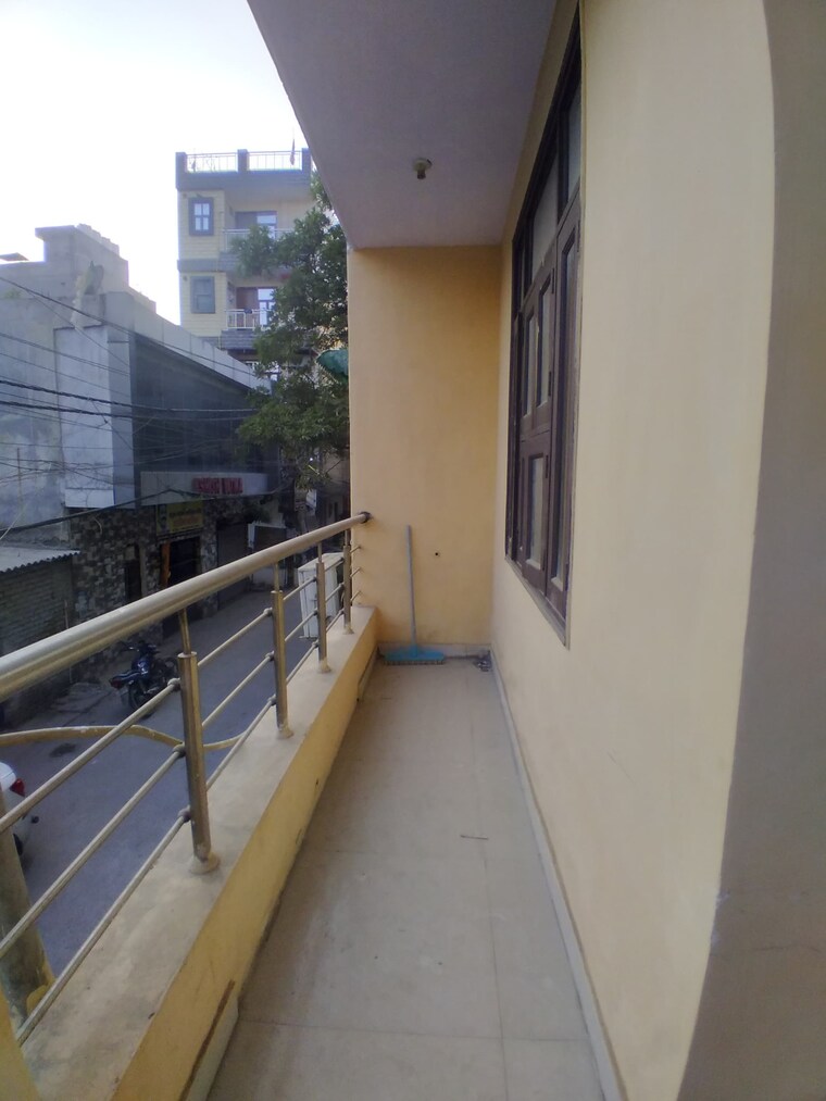 Balcony, dwarka mor 2 Bedroom 540 Sq.Ft. Builder Floor In Dwarka Mor Delhi 9578782