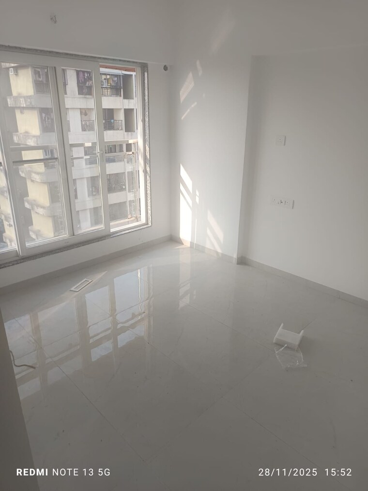 Room, godrej-central 2.5 Bedroom 900 Sq.Ft. Apartment In Chembur Mumbai 9578788