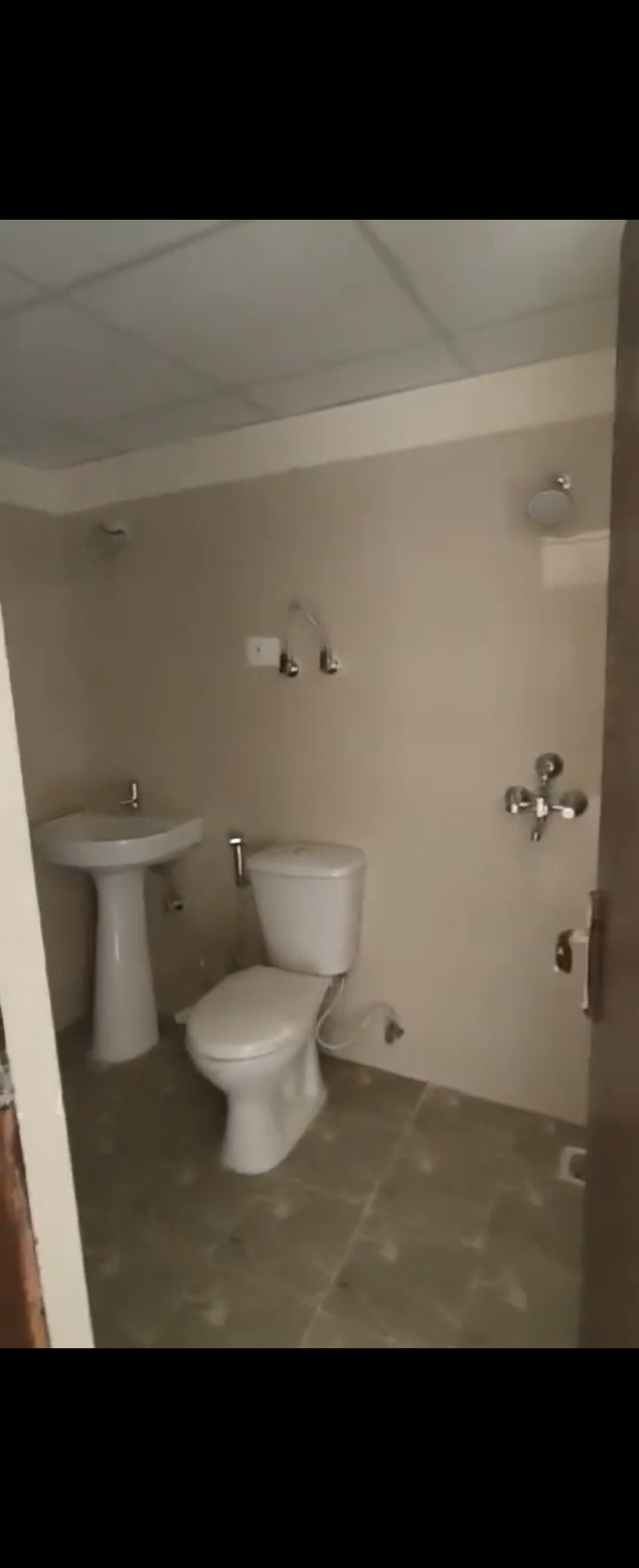 4 BHK + Study Room Apartment For Sale in VVIP Addresses