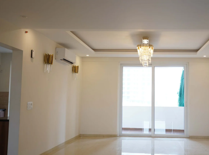 4 BHK 4450 Sq.Ft. Apartment in Omaxe Lake