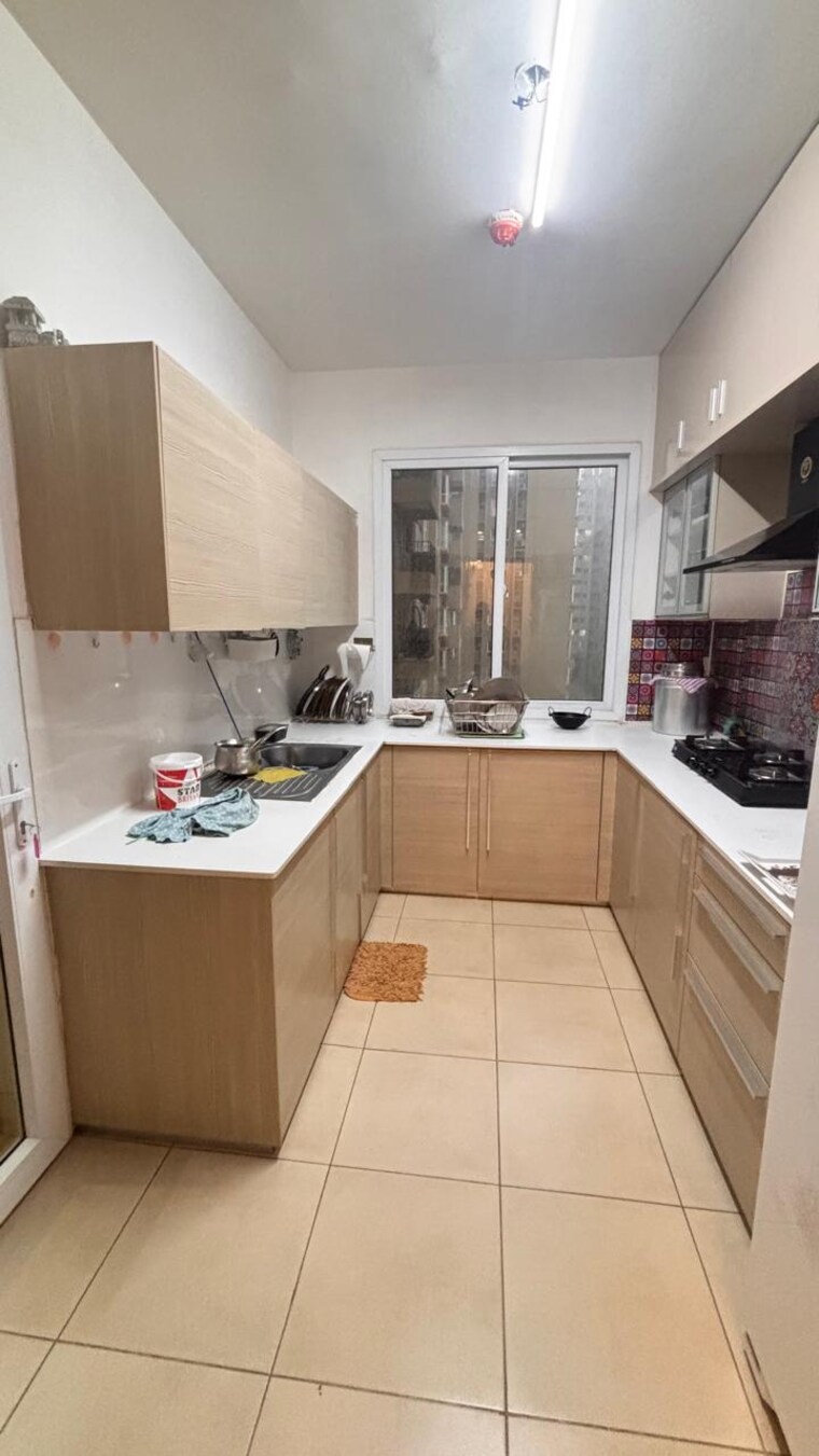 Kitchen, bhartiya-nikoo-homes 3.5 Bedroom 1917 Sq.Ft. Apartment In Thanisandra Main Road Bangalore 9578792