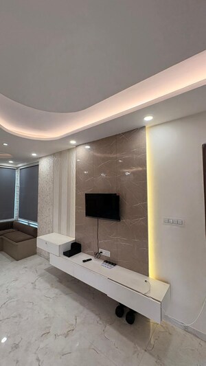 Team Area in 3 BHK Apartment at Ansal Celebrity Meadows, Devamau – for Rent