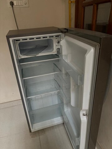 Furnished Amenities in 3 BHK Independent House at Vrindavan Yojna – for Rent